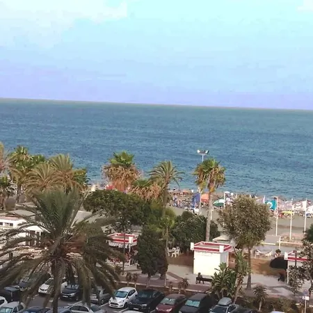 アパート En Primera Linea De Playa En *